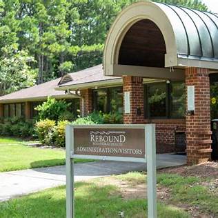 OIP (3) Rebound behavioral entrance with signage